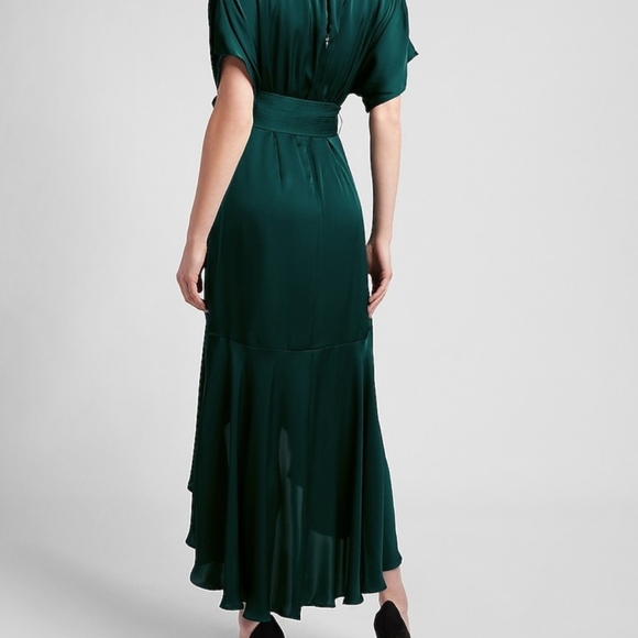 Brand: Express Size: M Color: Green - Picture 3 of 3